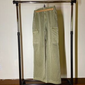 Gap Green Loose Khaki Cargo Pant - Size 6T